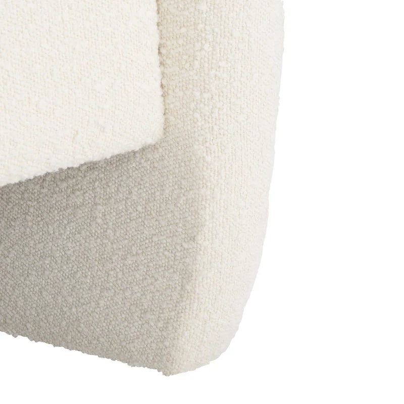 SAFAVIEH Couture Dorlies Boucle Accent Chair - 33 In W x 33.5 In D x 34 In H - 33Wx34Dx34H